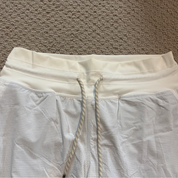 Vuori Seabreeze Shorts Size XS - Picture 2 of 10